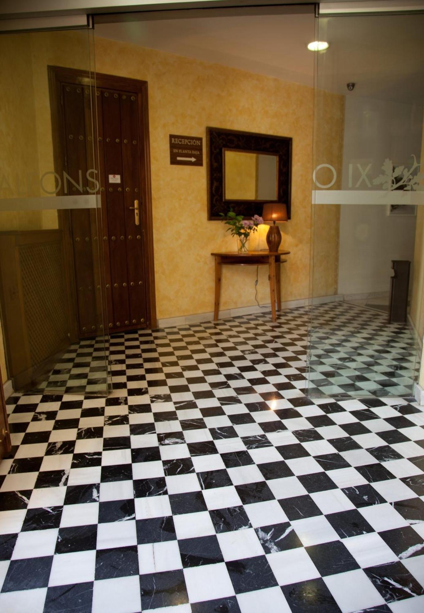 Hotel Alfonso IX (Adults Only) Caces Екстериор снимка